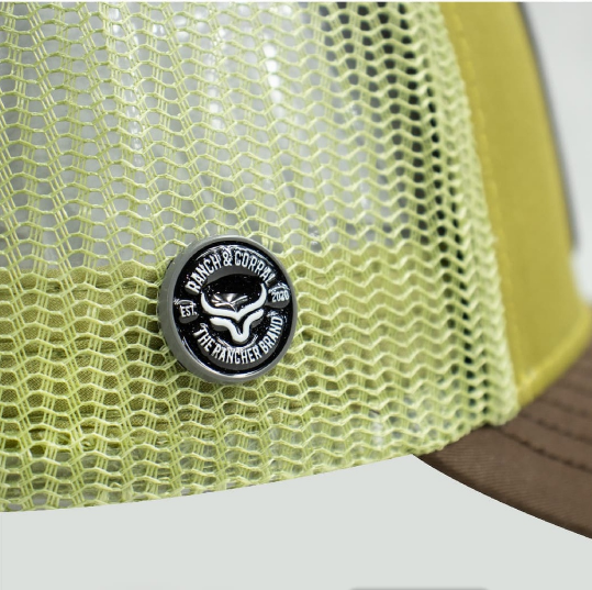 Gorra Ranch and Corral Cowgirl