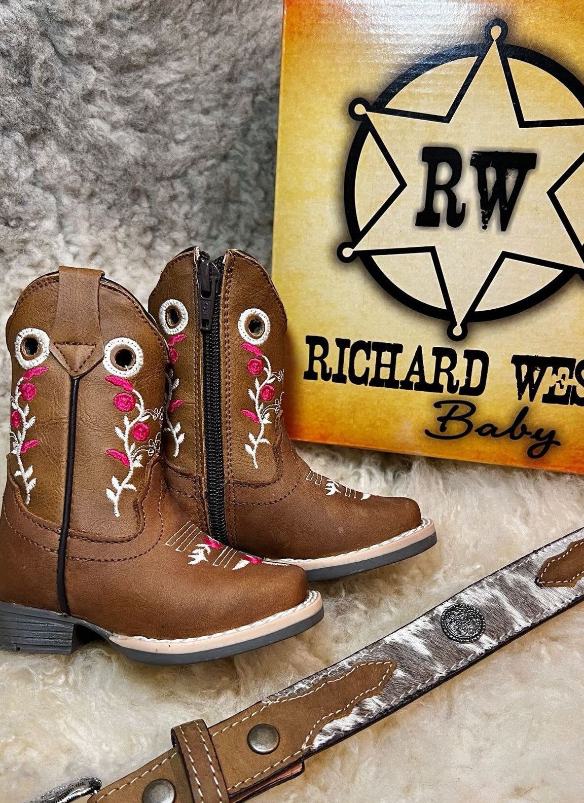 Bota Richard West Camel Niña